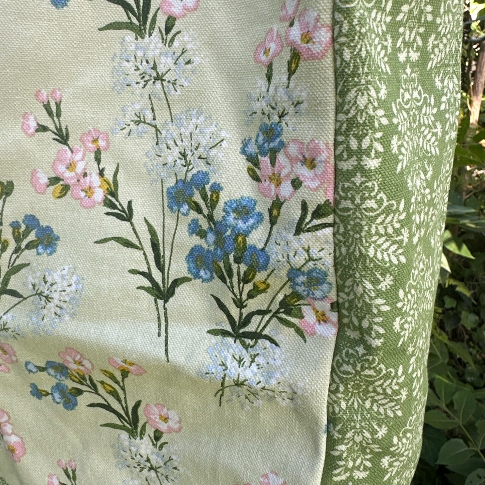 Laura Ashley Blue and White Floral Tote Bag - Picture 6 of 8
